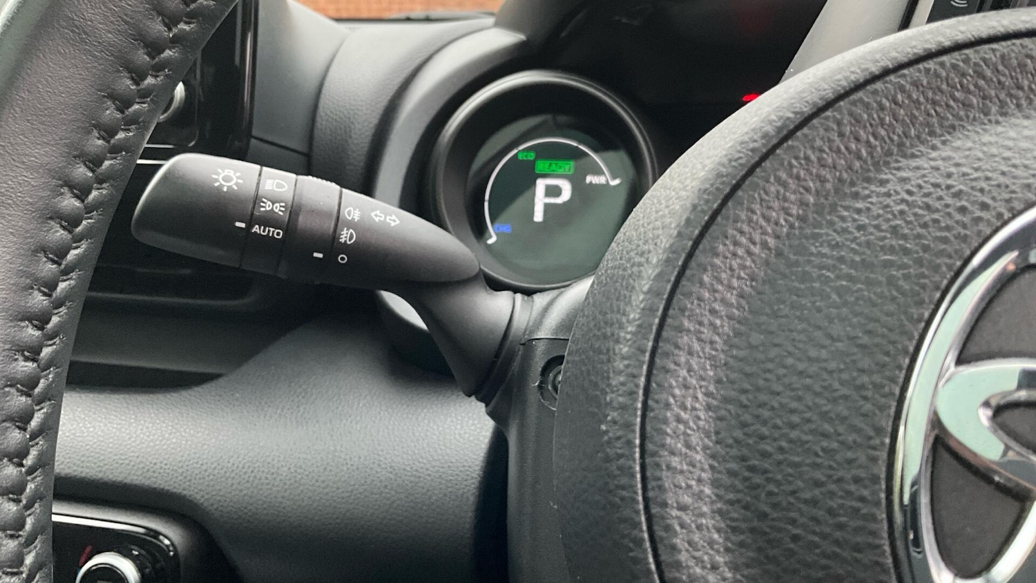 Used Toyota Yaris 2022 for sale - 76433056: Photo 40