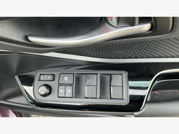 Used Toyota C-HR 2023 for sale - 76239804: Photo 34
