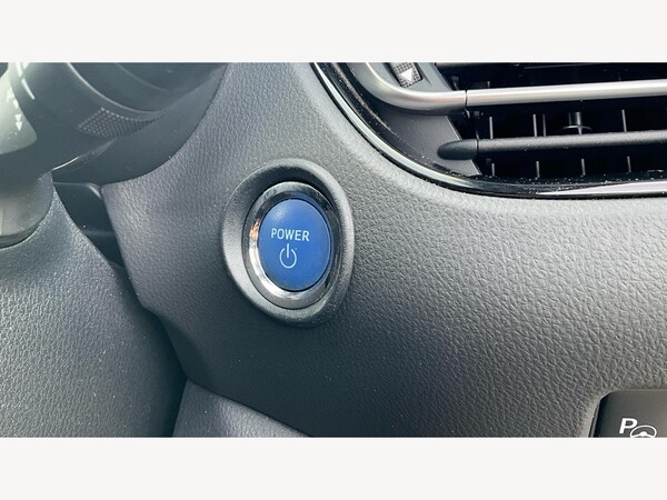Used Toyota C-HR 2023 for sale - 76239804: Photo 36