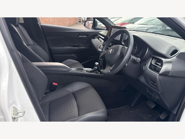 Used Toyota C-HR 2023 for sale - 76012210: Photo 13