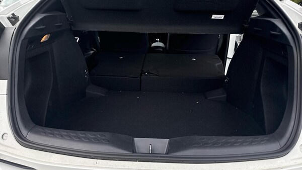 Used Toyota C-HR 2023 for sale - 76012210: Photo 47
