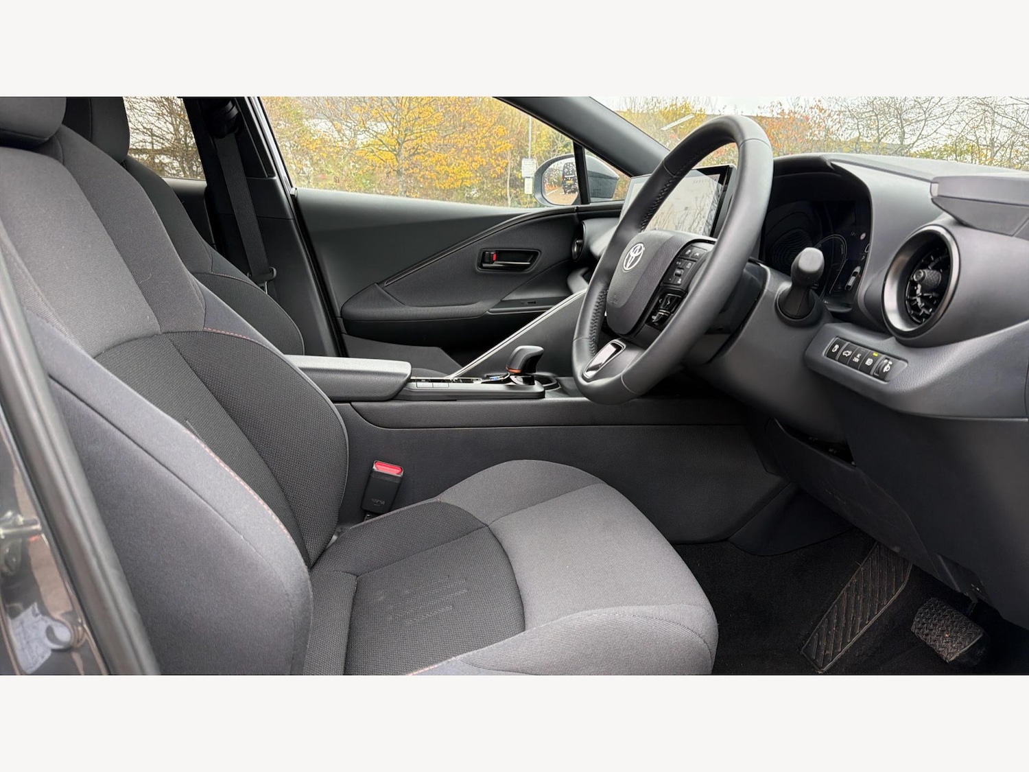 Used Toyota C-HR 2024 for sale - 76759356: Photo 13