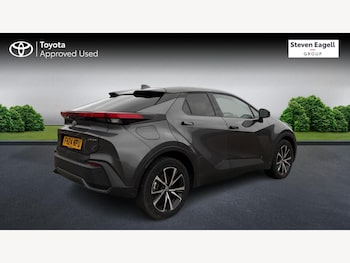 Used Toyota C-HR 2024 for sale - 76759356: Photo
