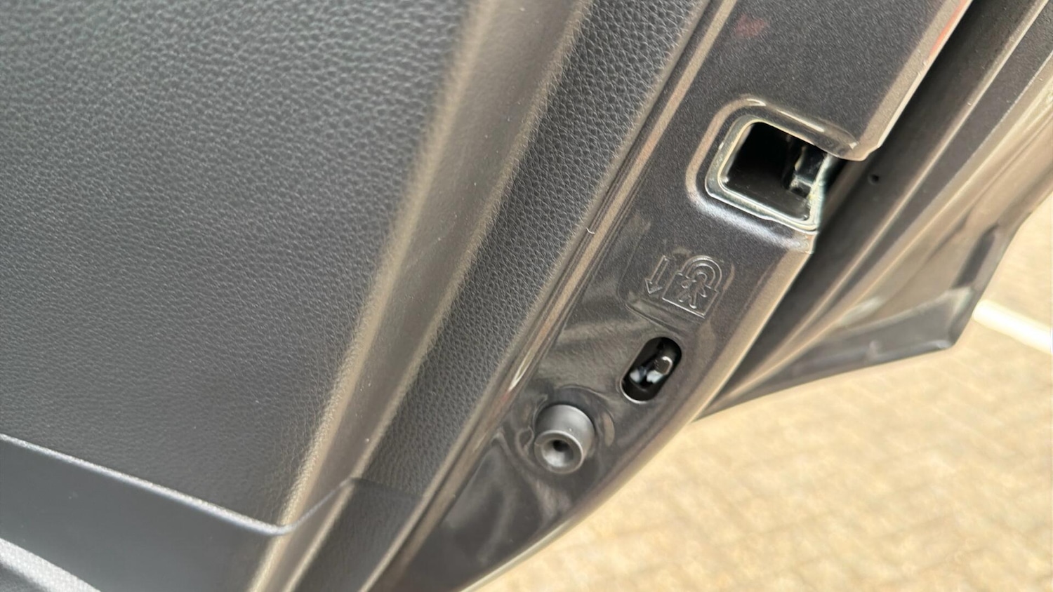 Used Toyota C-HR 2024 for sale - 76759356: Photo 33