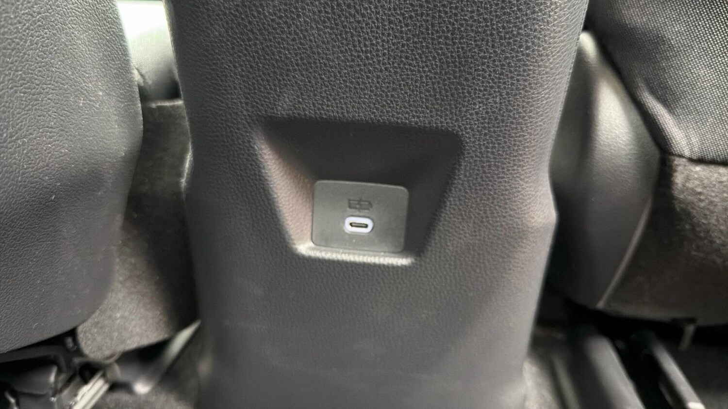 Used Toyota C-HR 2024 for sale - 76759356: Photo 36