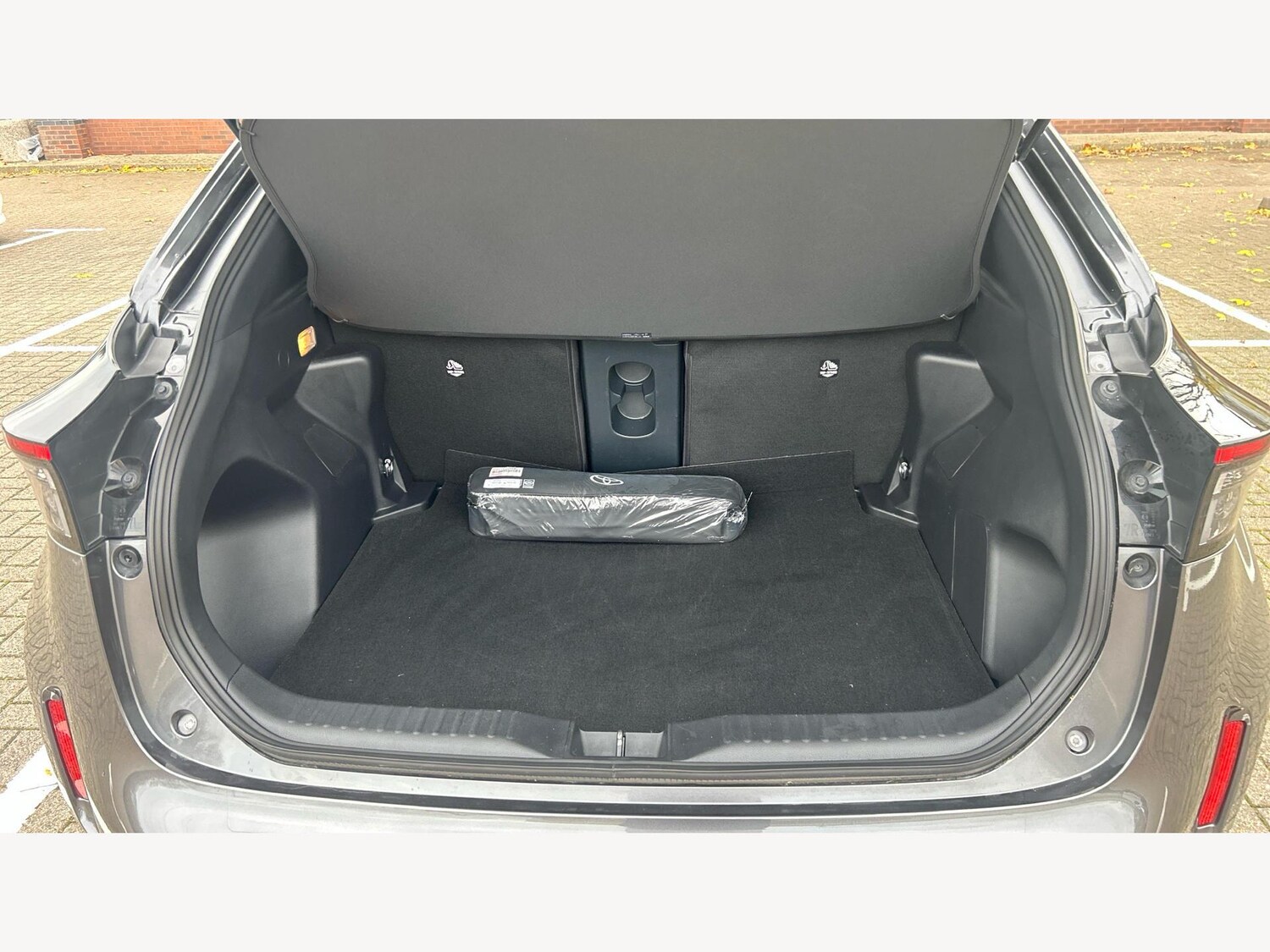 Used Toyota Yaris Cross 2023 for sale - 76584027: Photo 16