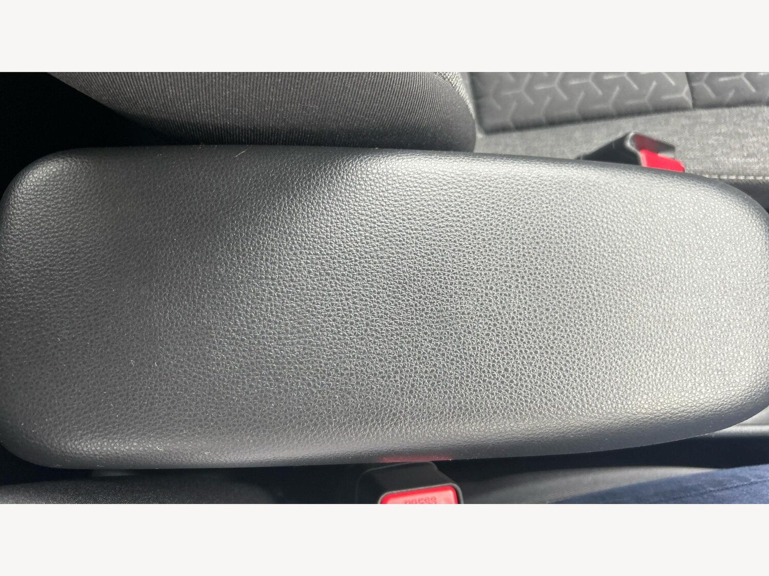 Used Toyota Yaris Cross 2023 for sale - 76584027: Photo 25