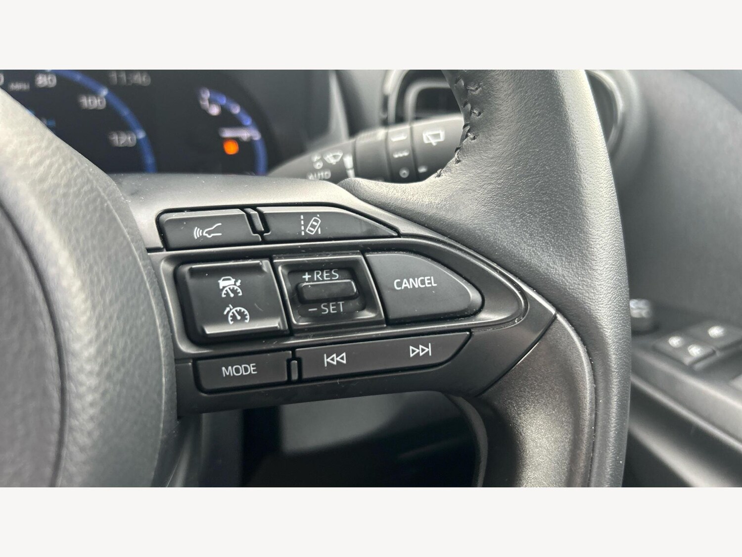 Used Toyota Yaris Cross 2023 for sale - 76584027: Photo 28