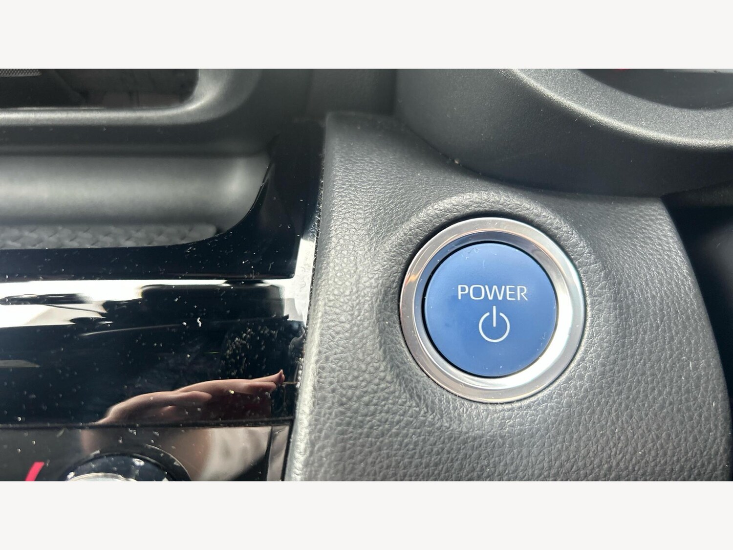 Used Toyota Yaris Cross 2023 for sale - 76584027: Photo 30