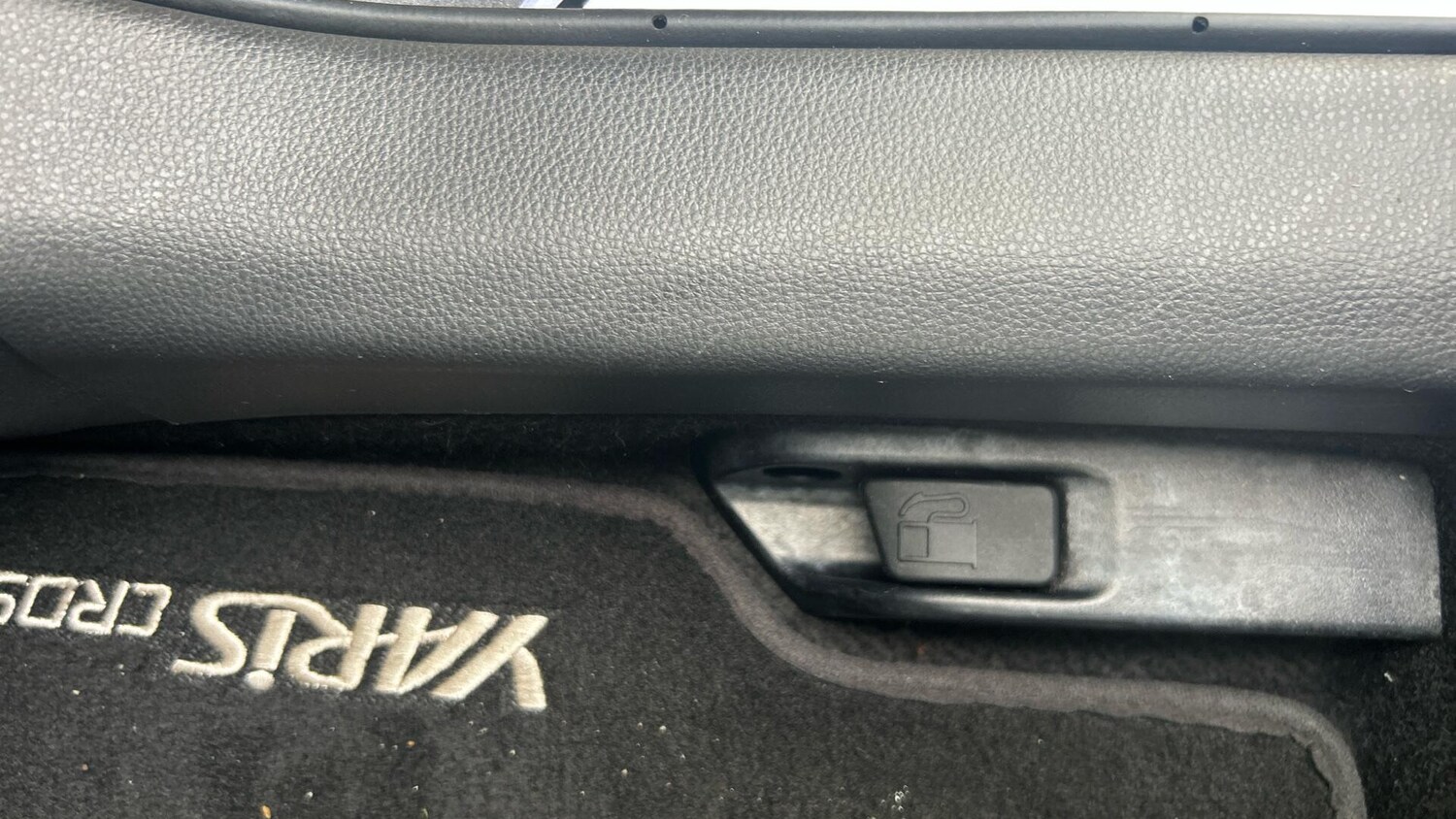 Used Toyota Yaris Cross 2023 for sale - 76584027: Photo 34