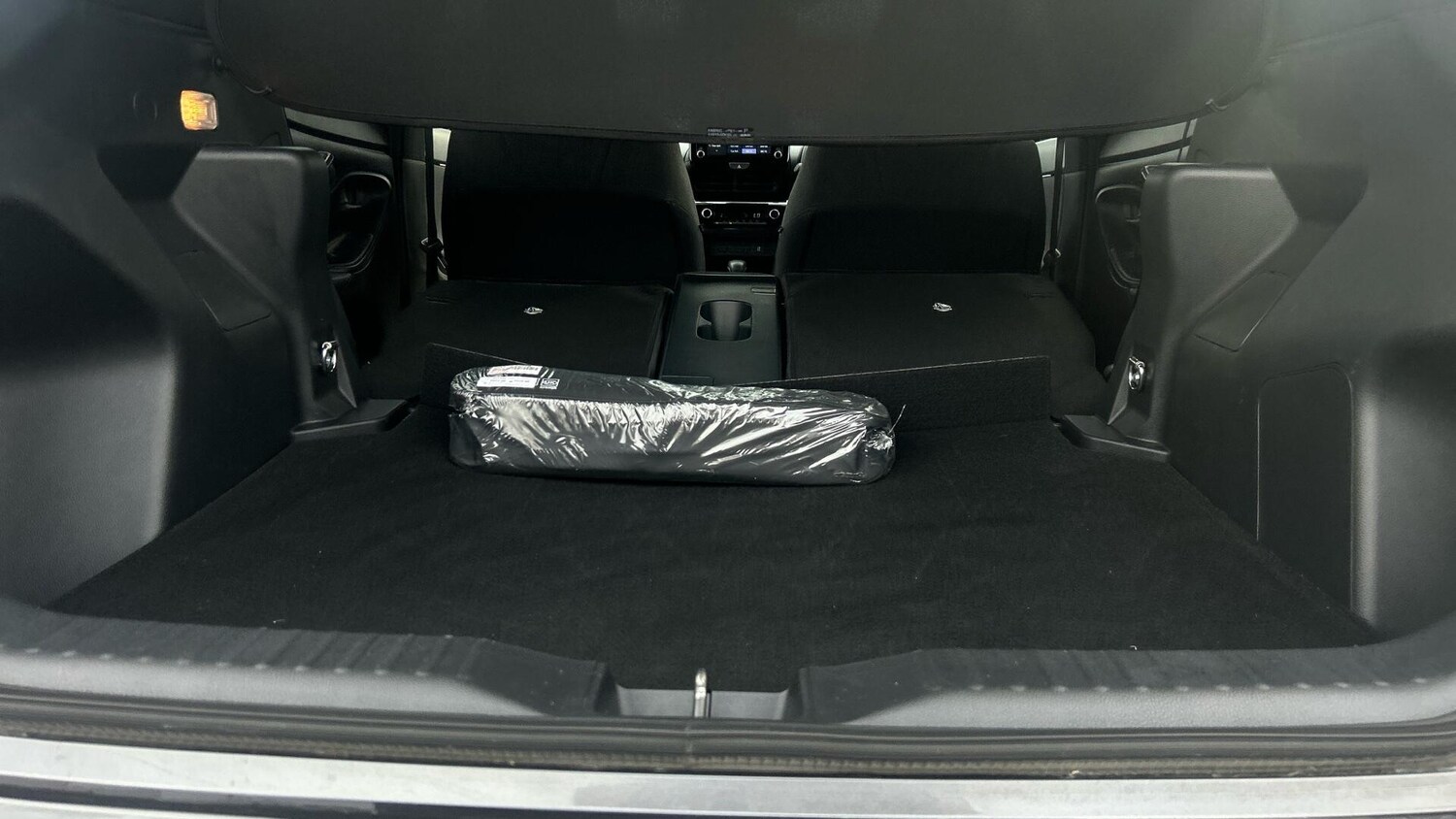 Used Toyota Yaris Cross 2023 for sale - 76584027: Photo 48