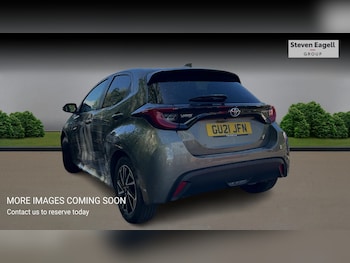 Used Toyota Yaris 2021 for sale - 78647950: Photo