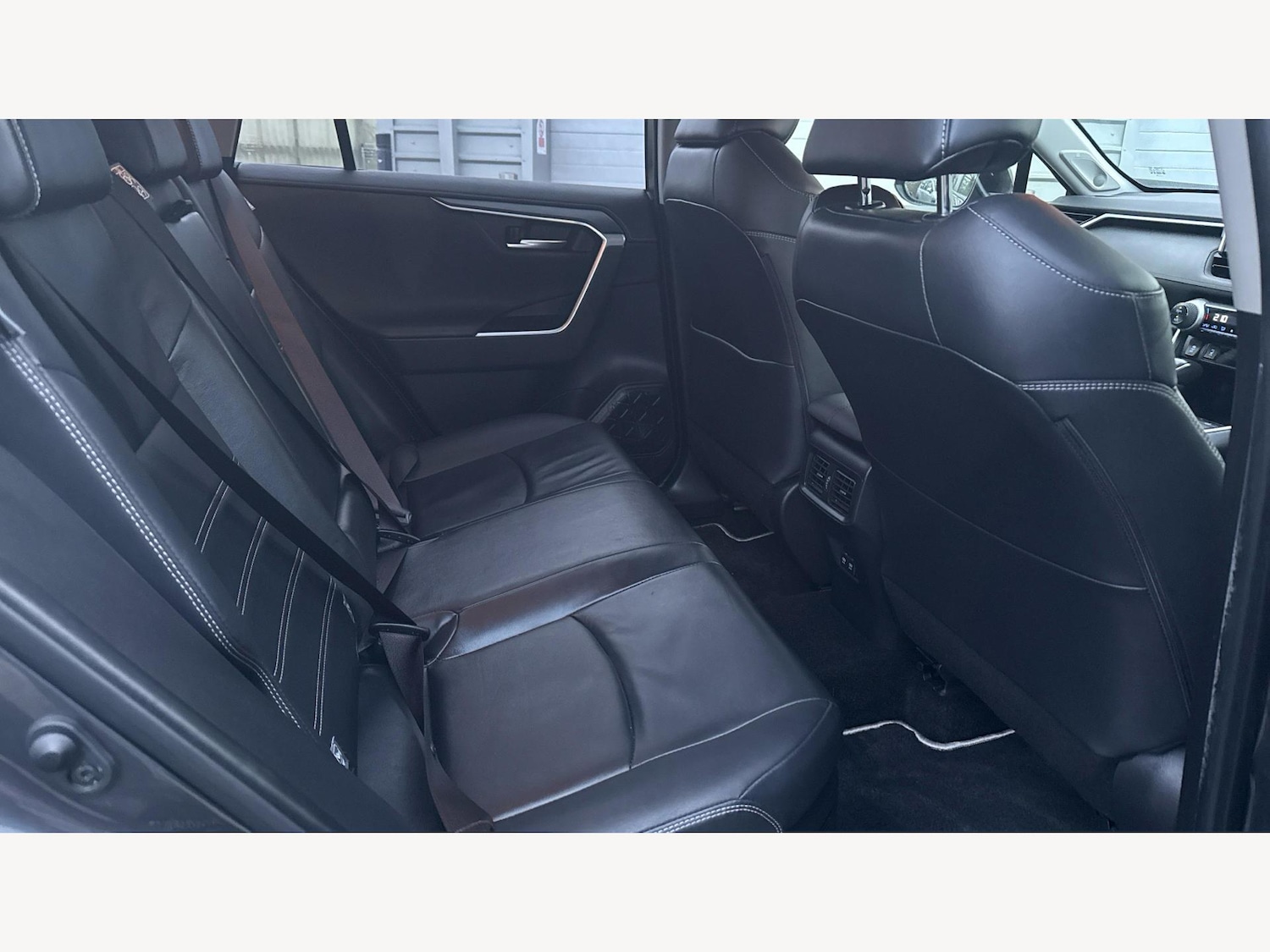 Used Toyota RAV4 2019 for sale - 77559655: Photo 14