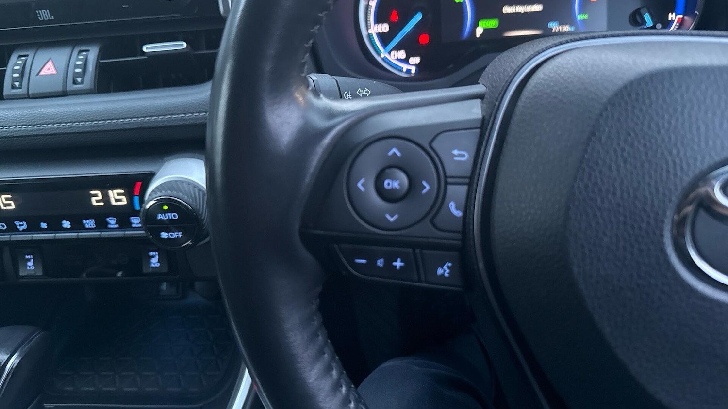 Used Toyota RAV4 2019 for sale - 77559655: Photo 38