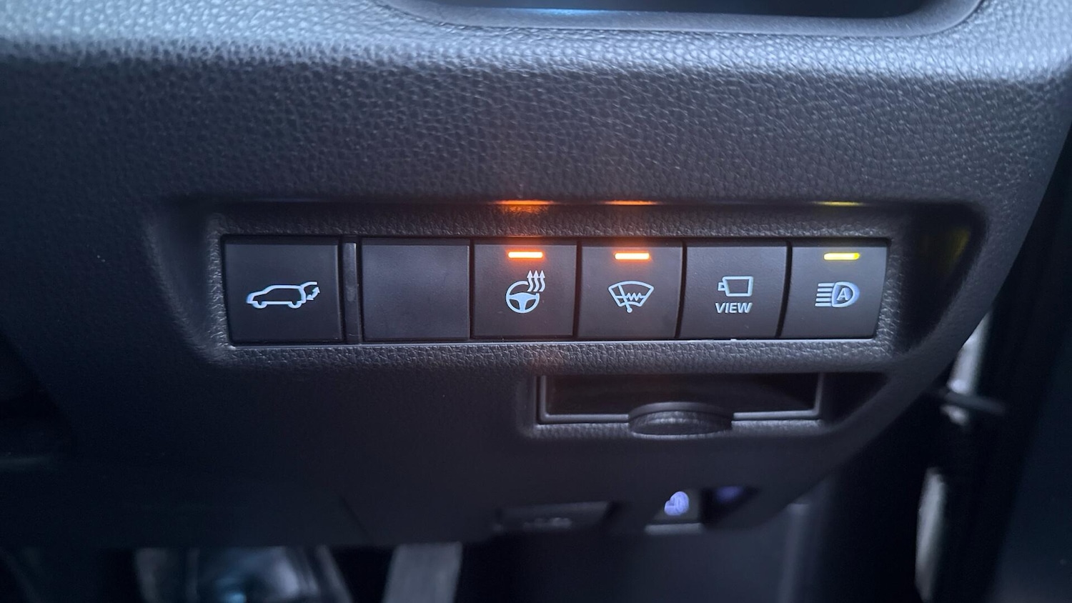 Used Toyota RAV4 2019 for sale - 77559655: Photo 40