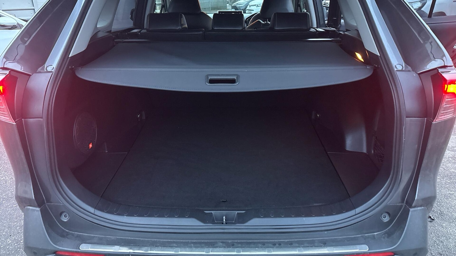 Used Toyota RAV4 2019 for sale - 77559655: Photo 53