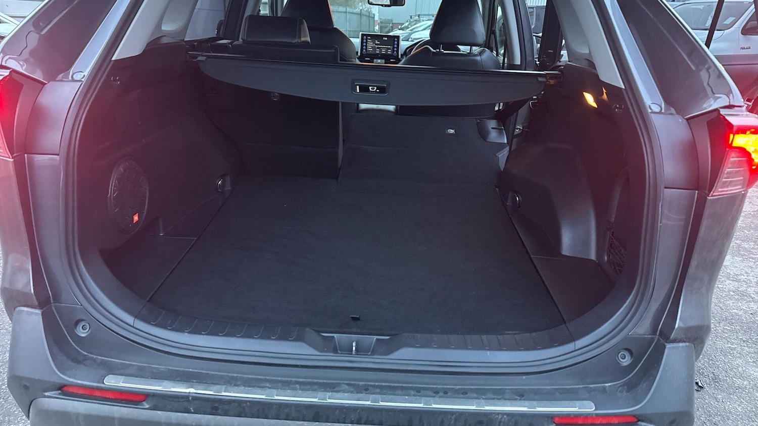 Used Toyota RAV4 2019 for sale - 77559655: Photo 54