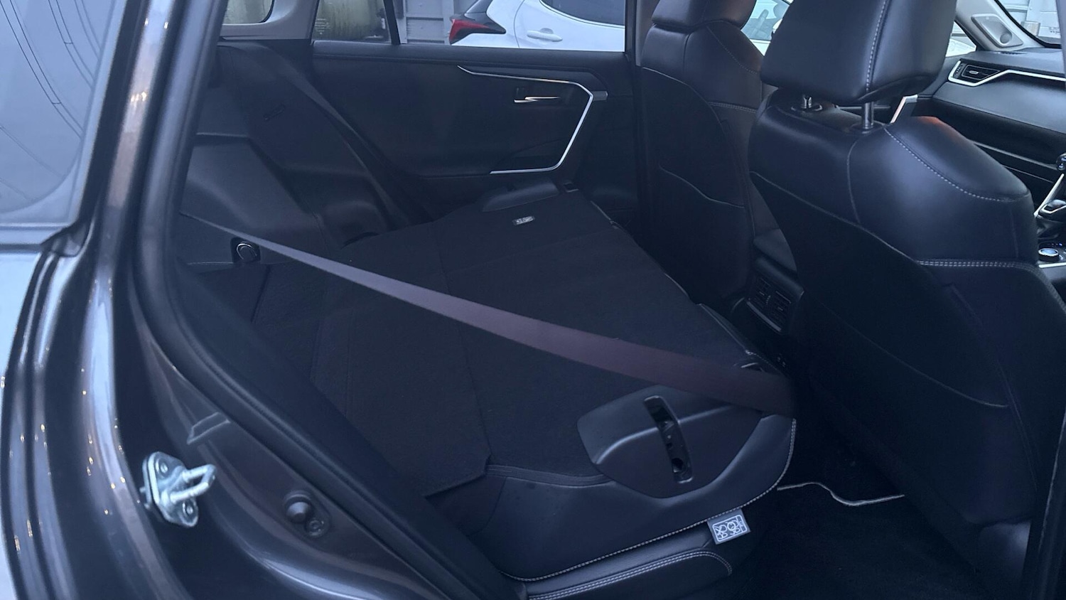 Used Toyota RAV4 2019 for sale - 77559655: Photo 57