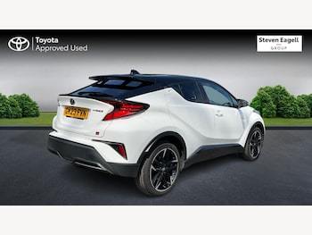 Used Toyota C-HR 2023 for sale - 79544034: Photo