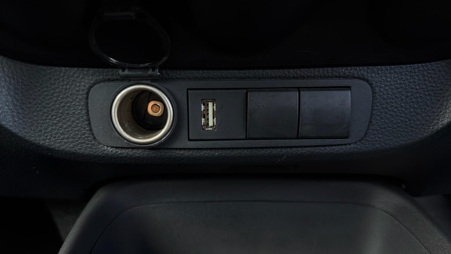 Used Toyota Aygo X 2023 for sale - 77254675: Photo 48