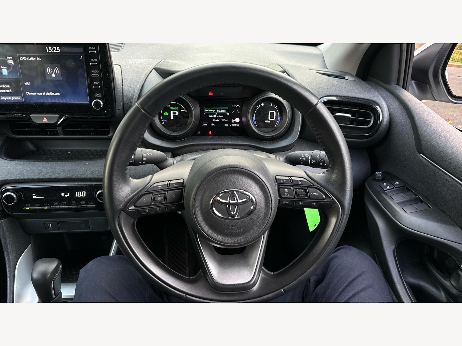 Used Toyota Yaris 2023 for sale - 76584062: Photo 10