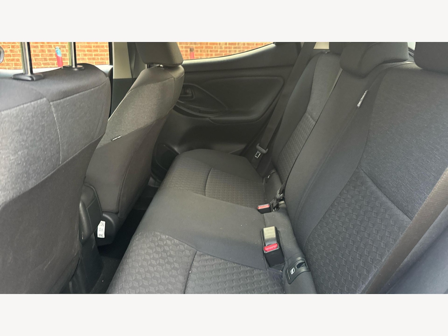 Used Toyota Yaris 2023 for sale - 76584062: Photo 15