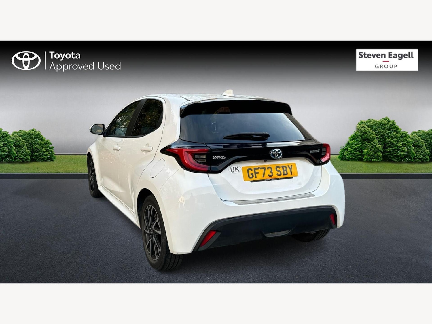 Used Toyota Yaris 2023 for sale - 76584062: Photo 2