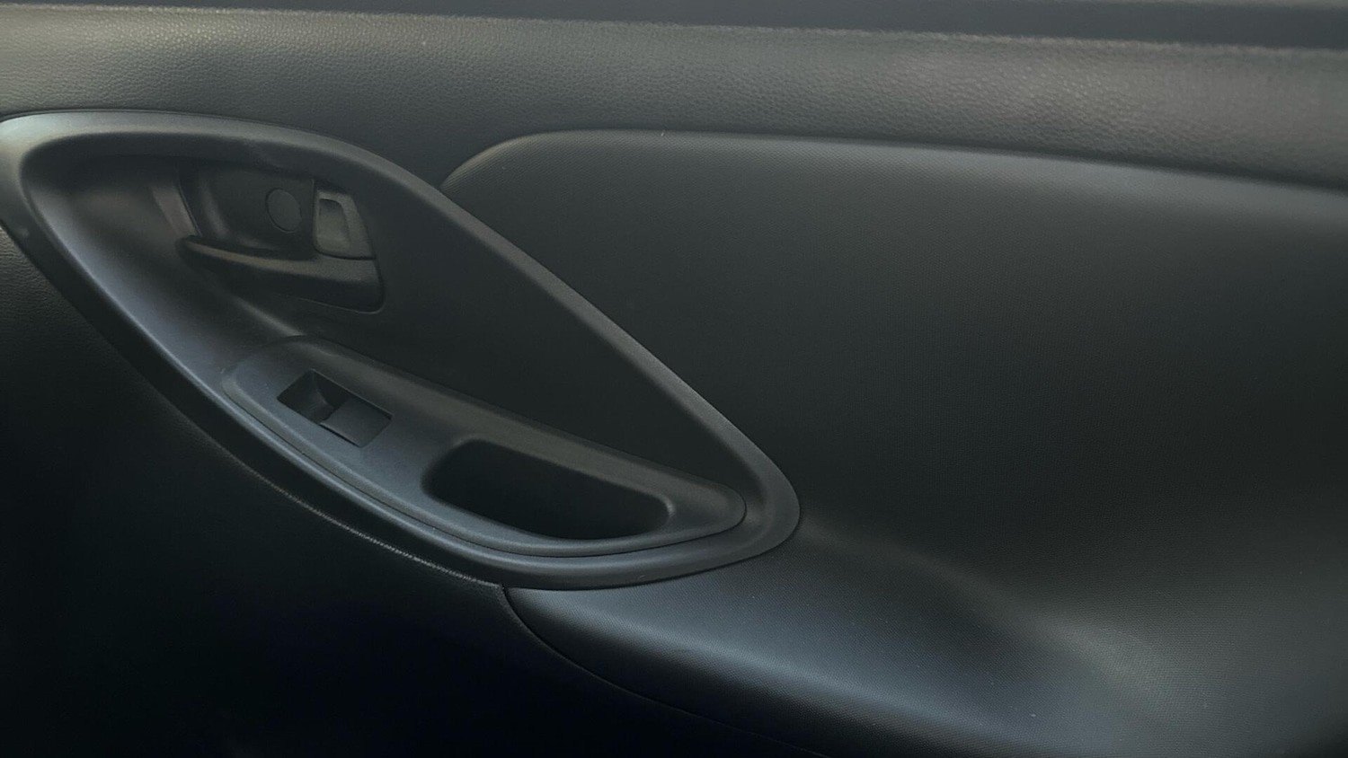 Used Toyota Yaris 2023 for sale - 76584062: Photo 50