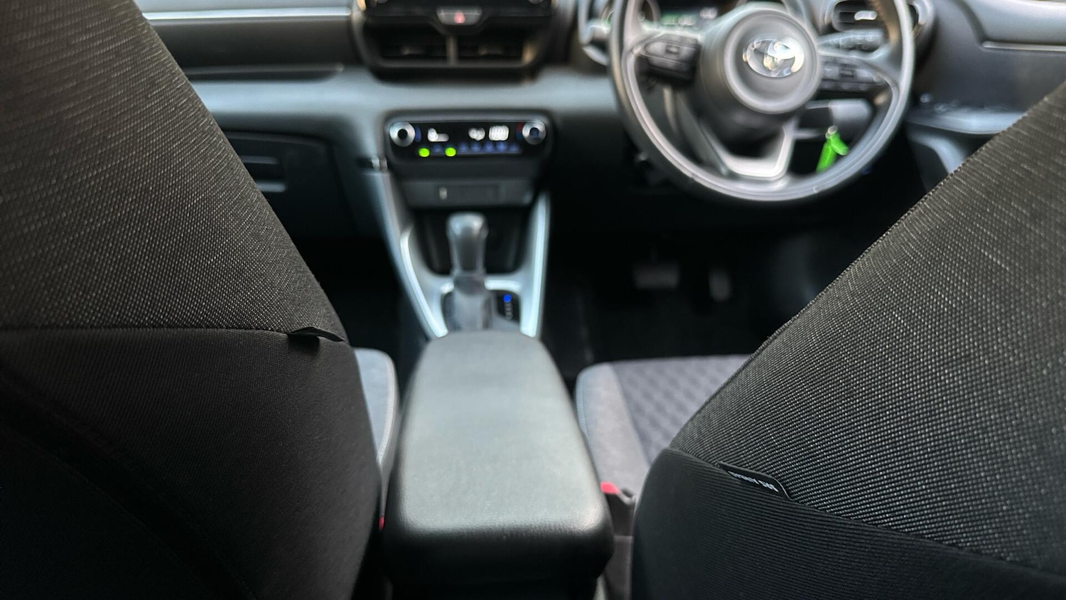 Used Toyota Yaris 2023 for sale - 76584062: Photo 52