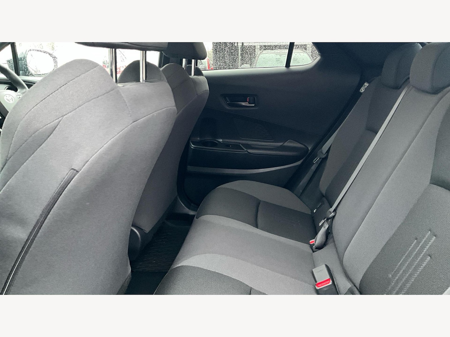 Used Toyota C-HR 2024 for sale - 77090896: Photo 15