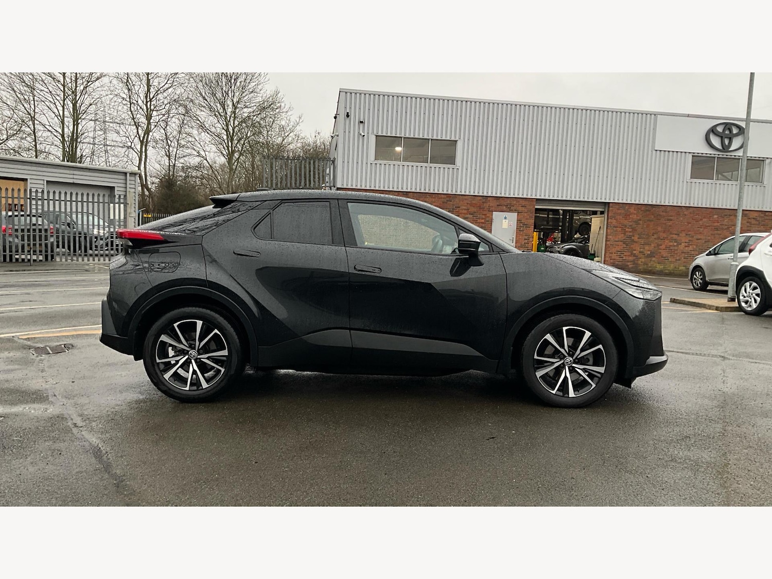 Used Toyota C-HR 2024 for sale - 77090896: Photo 18