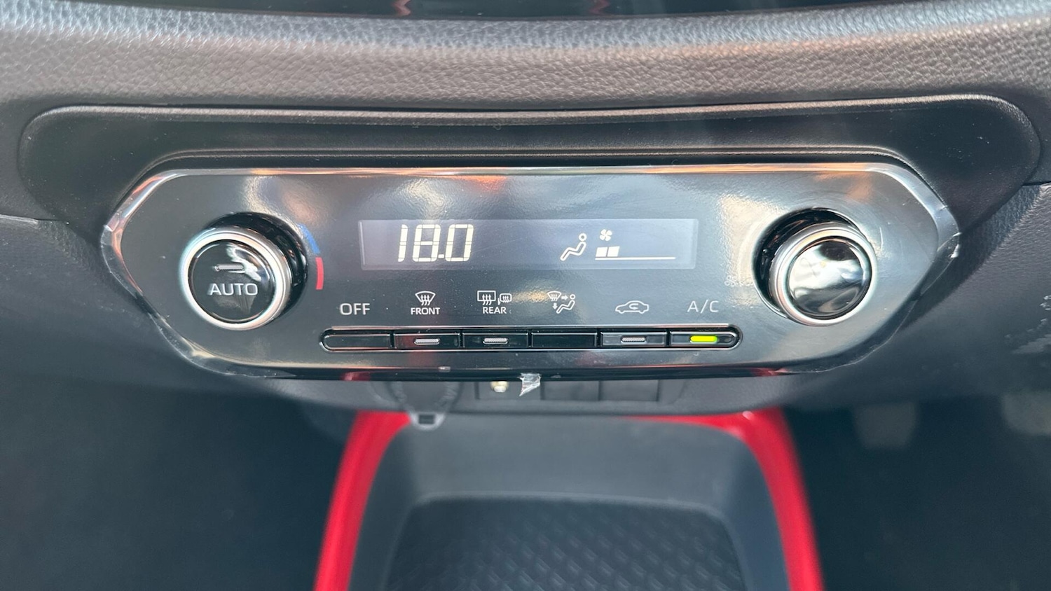 Used Toyota Aygo X 2023 for sale - 76377312: Photo 36