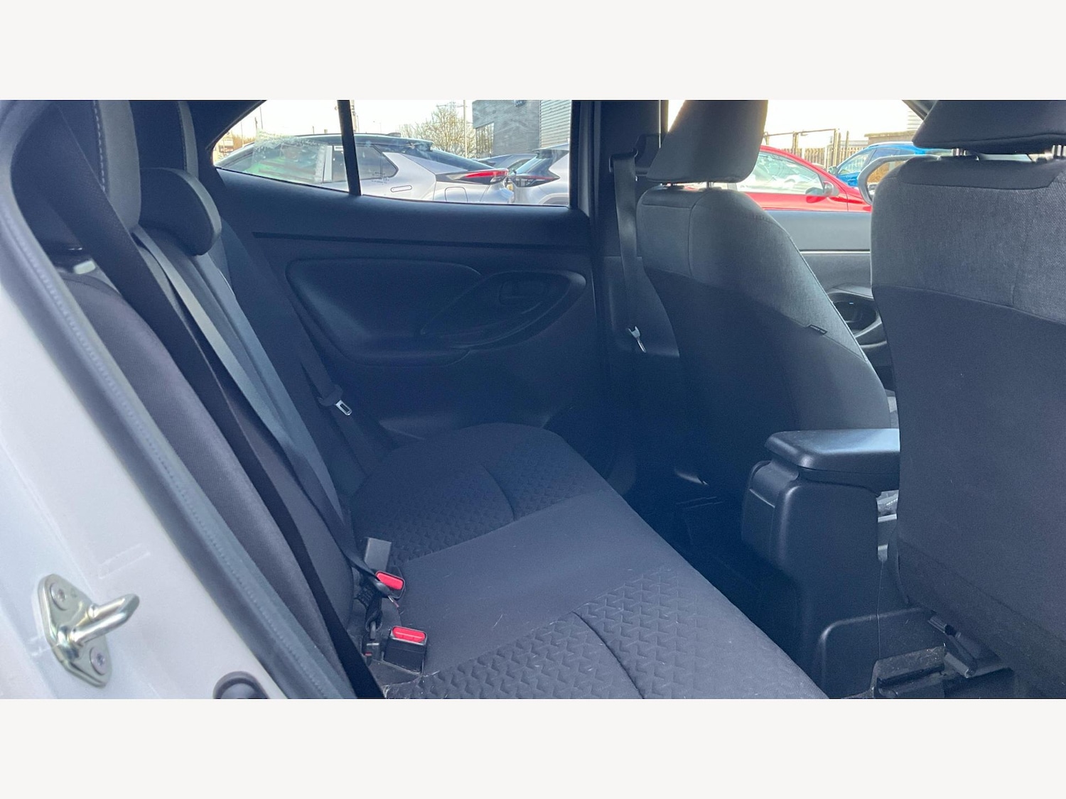 Used Toyota Yaris Cross 2023 for sale - 77484510: Photo 14