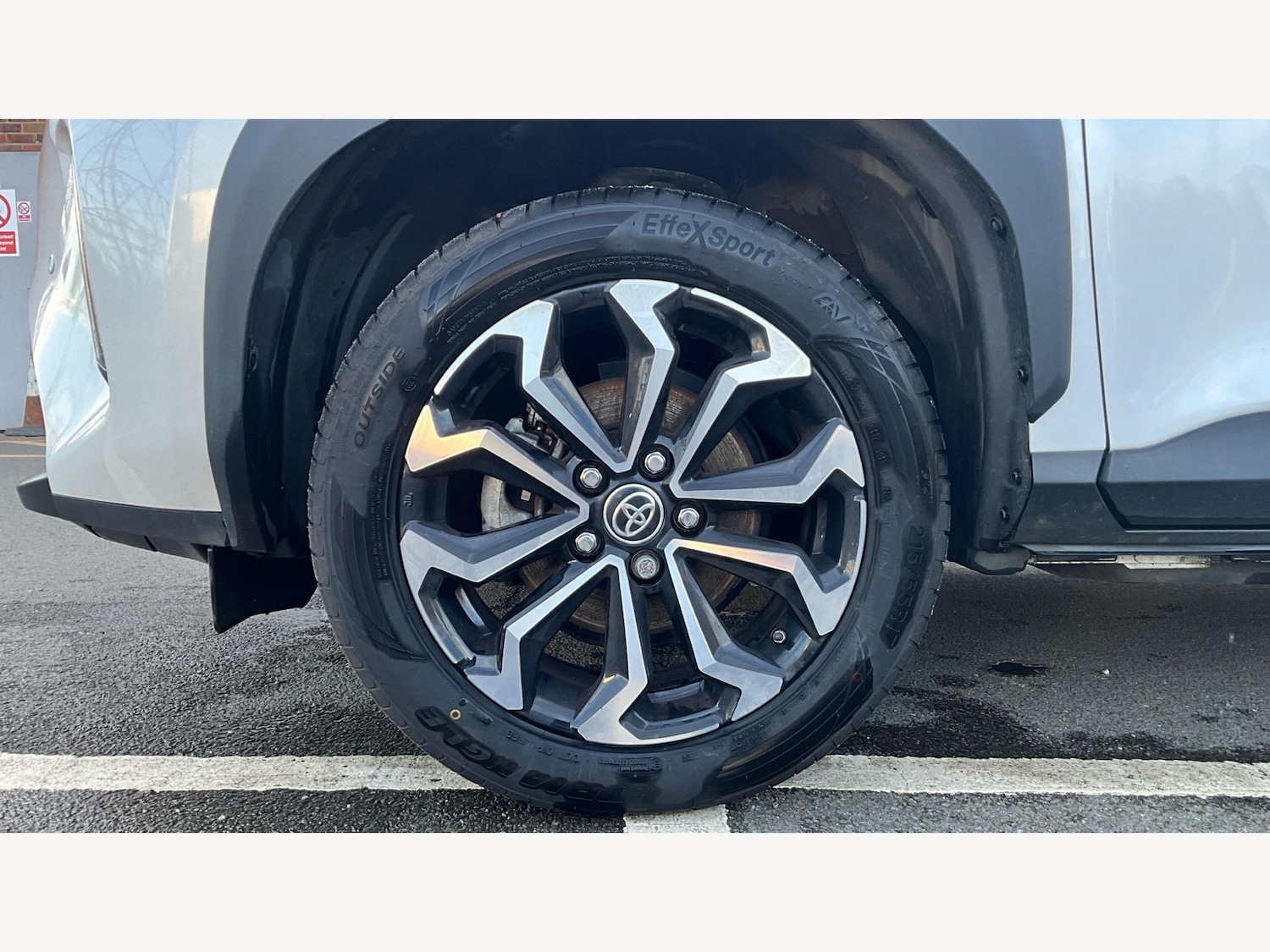 Used Toyota Yaris Cross 2023 for sale - 77484510: Photo 20