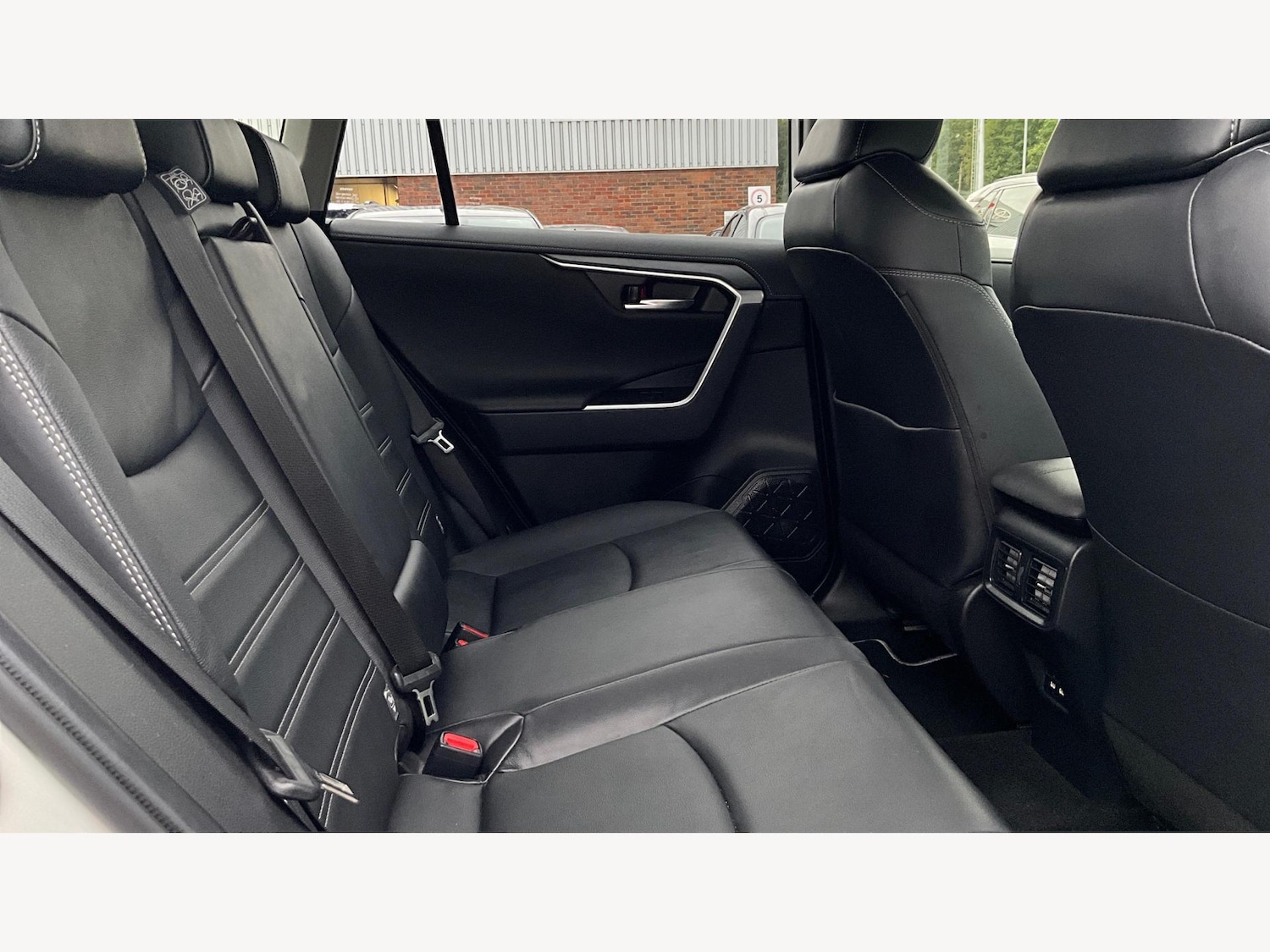 Used Toyota RAV4 2021 for sale - 77143883: Photo 13