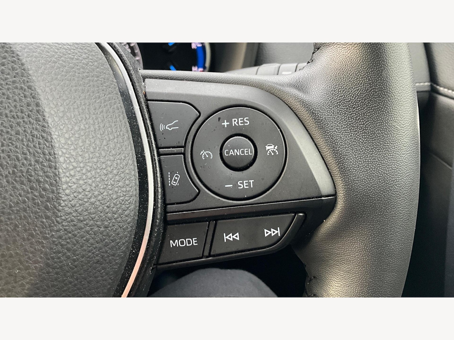 Used Toyota RAV4 2021 for sale - 77143883: Photo 27