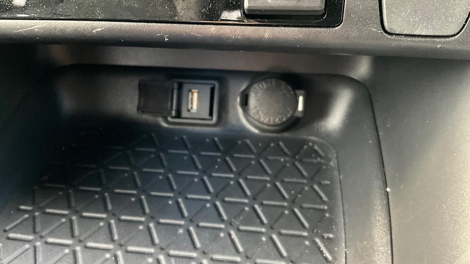 Used Toyota RAV4 2021 for sale - 77143883: Photo 33