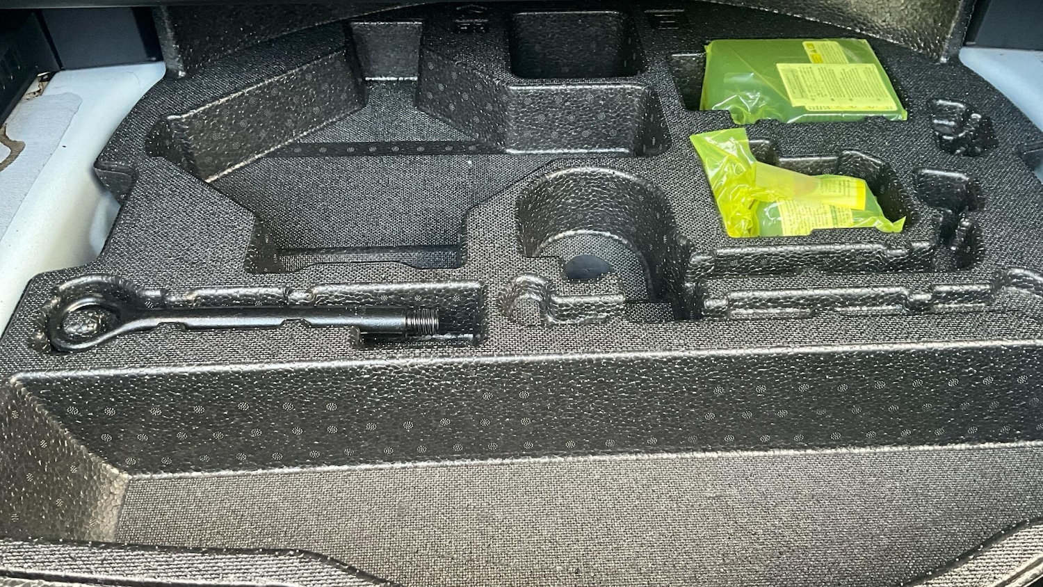 Used Toyota RAV4 2021 for sale - 77143883: Photo 50