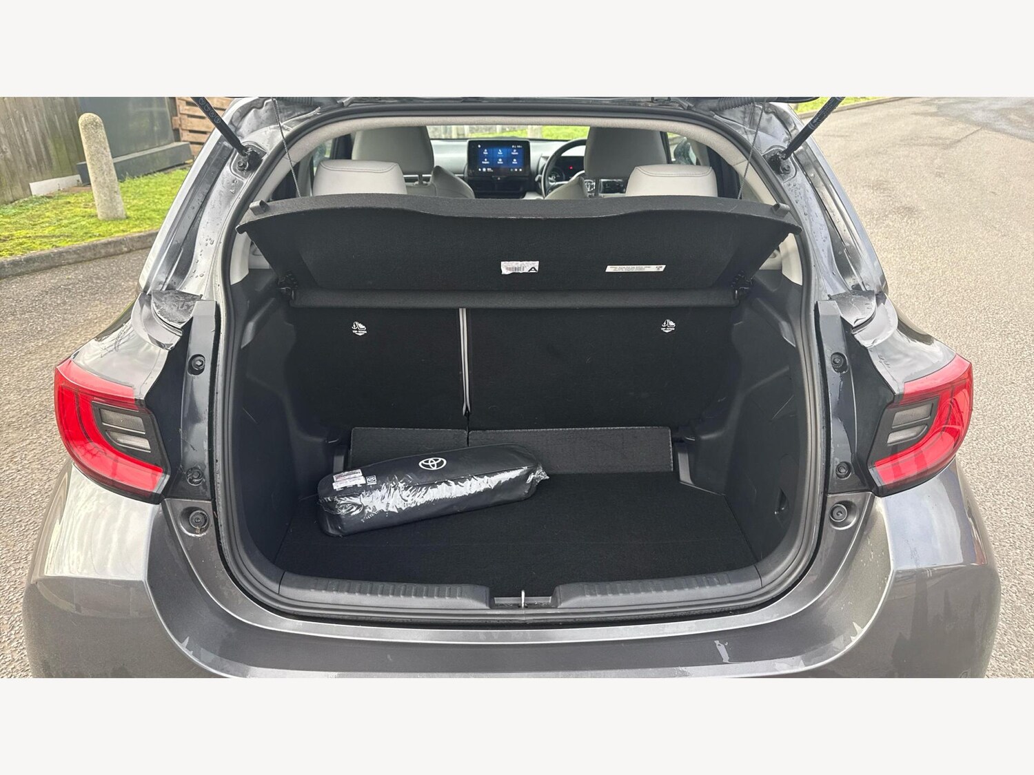 Used Toyota Yaris 2023 for sale - 77479222: Photo 16