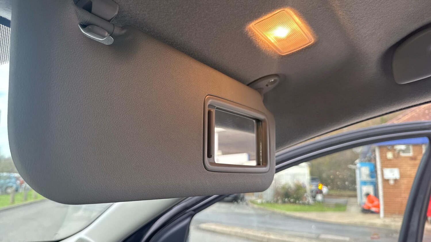 Used Toyota Yaris 2023 for sale - 77479222: Photo 41