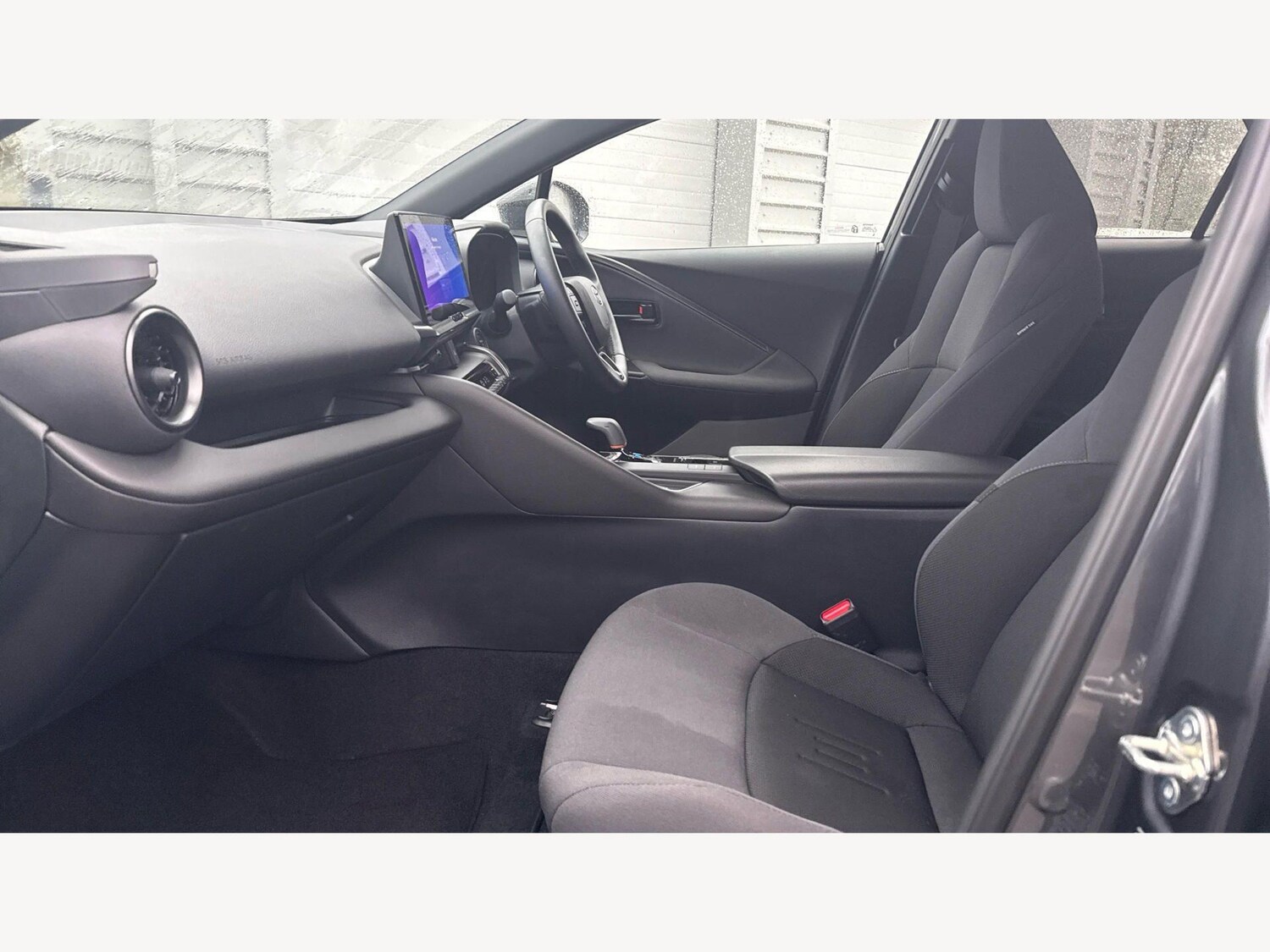 Used Toyota C-HR 2024 for sale - 78170835: Photo 12