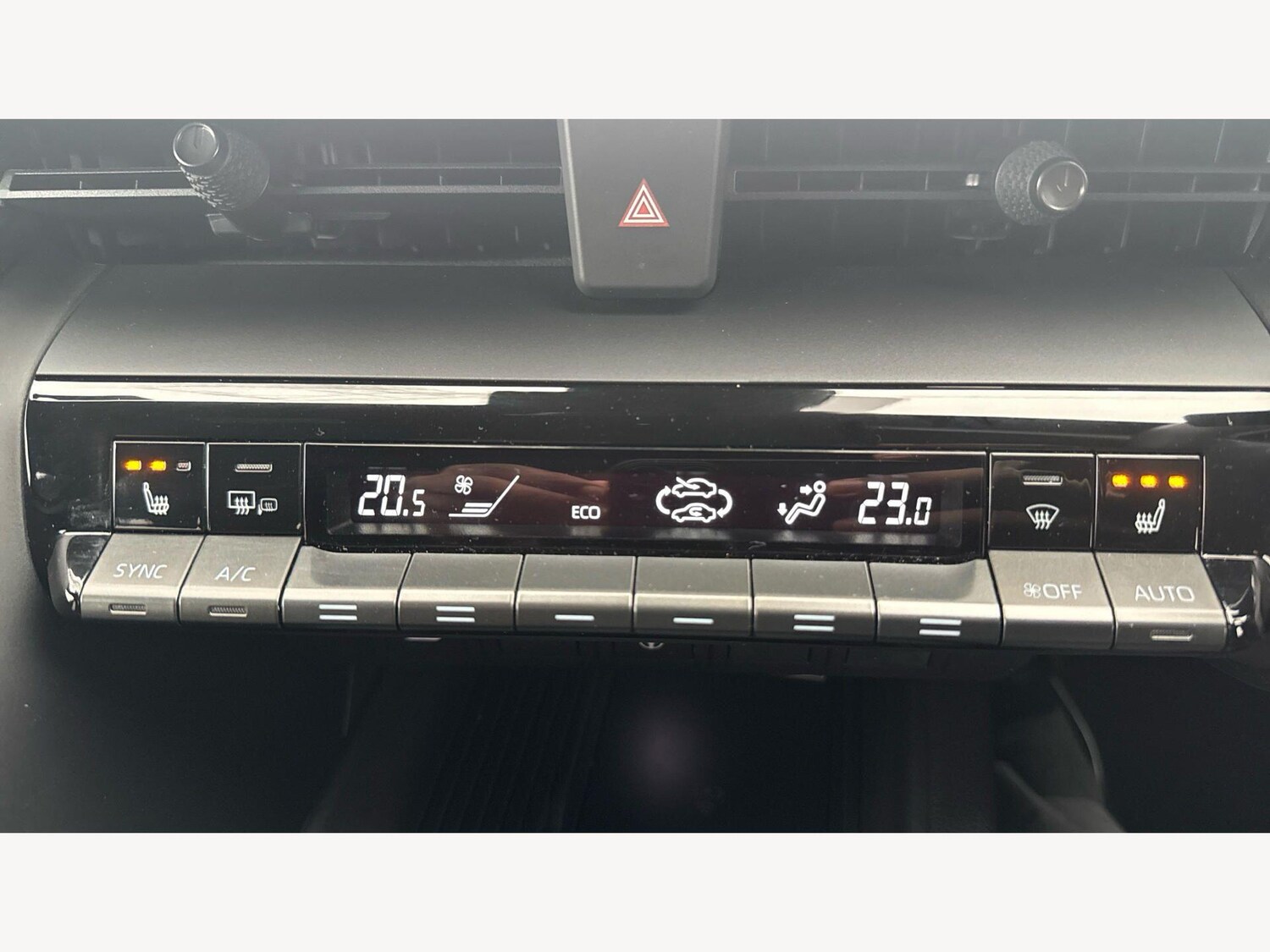 Used Toyota C-HR 2024 for sale - 78170835: Photo 31