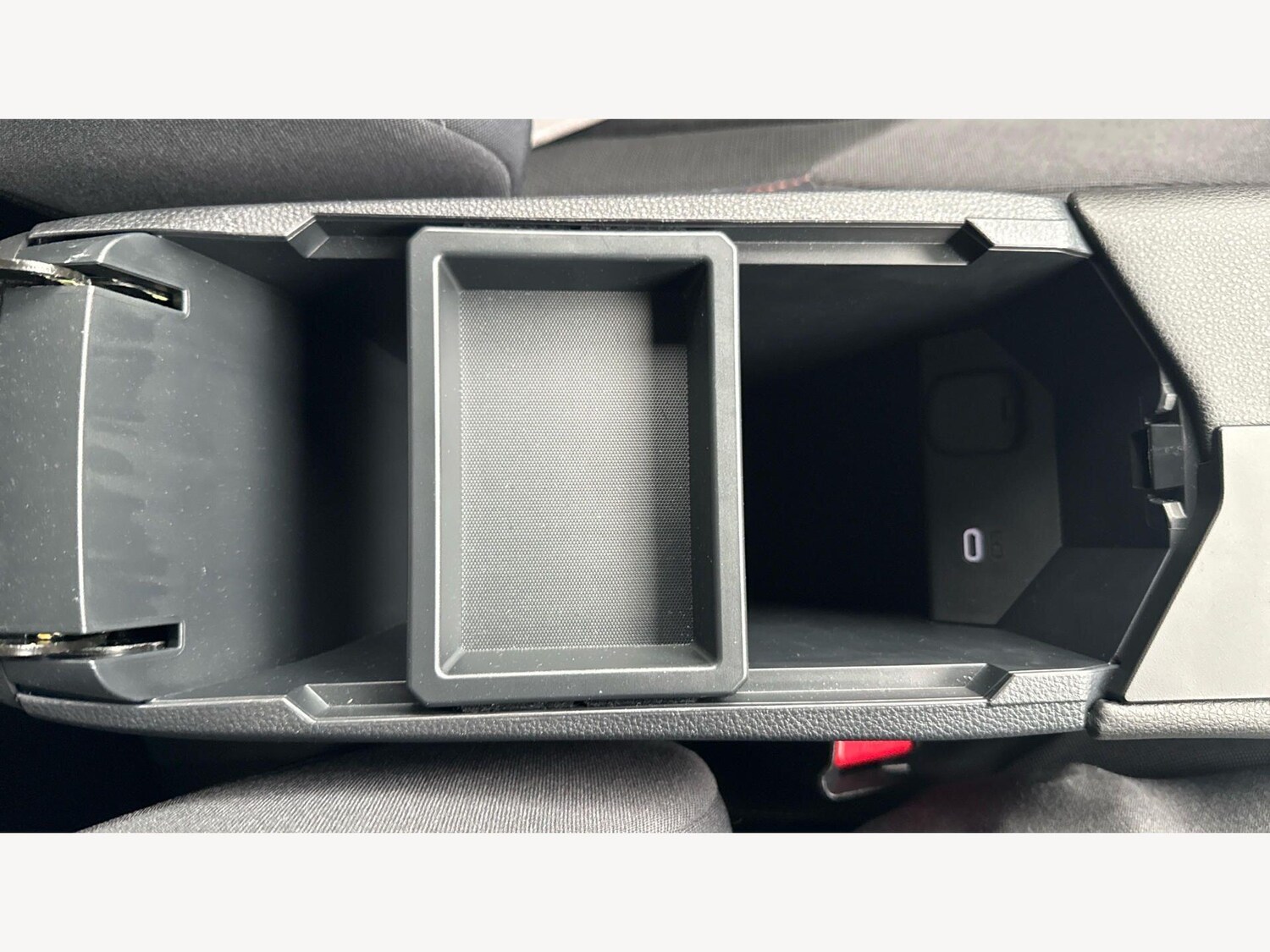 Used Toyota C-HR 2024 for sale - 78170835: Photo 41