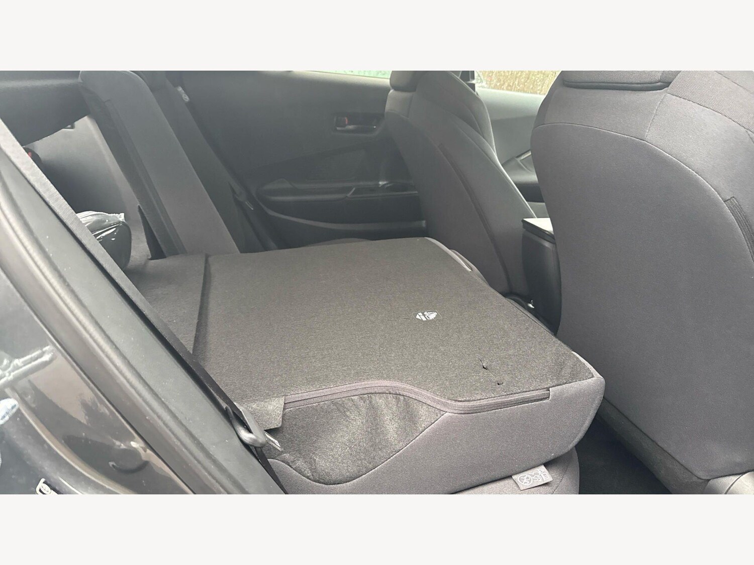 Used Toyota C-HR 2024 for sale - 78170835: Photo 51