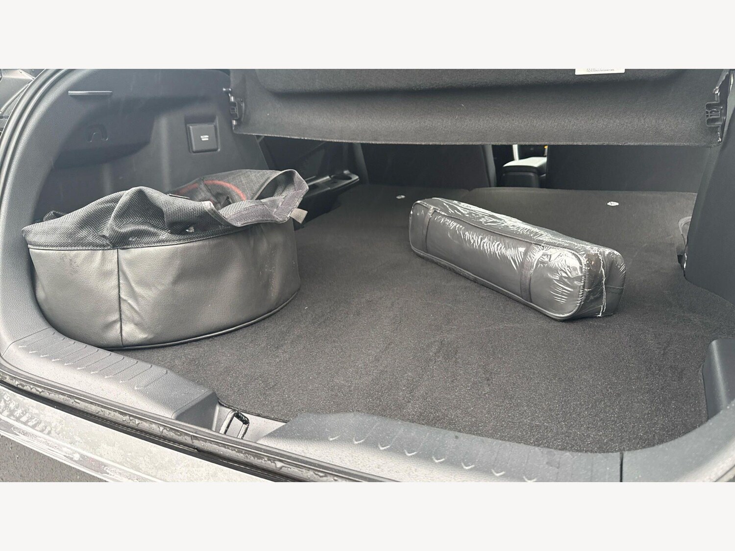 Used Toyota C-HR 2024 for sale - 78170835: Photo 52