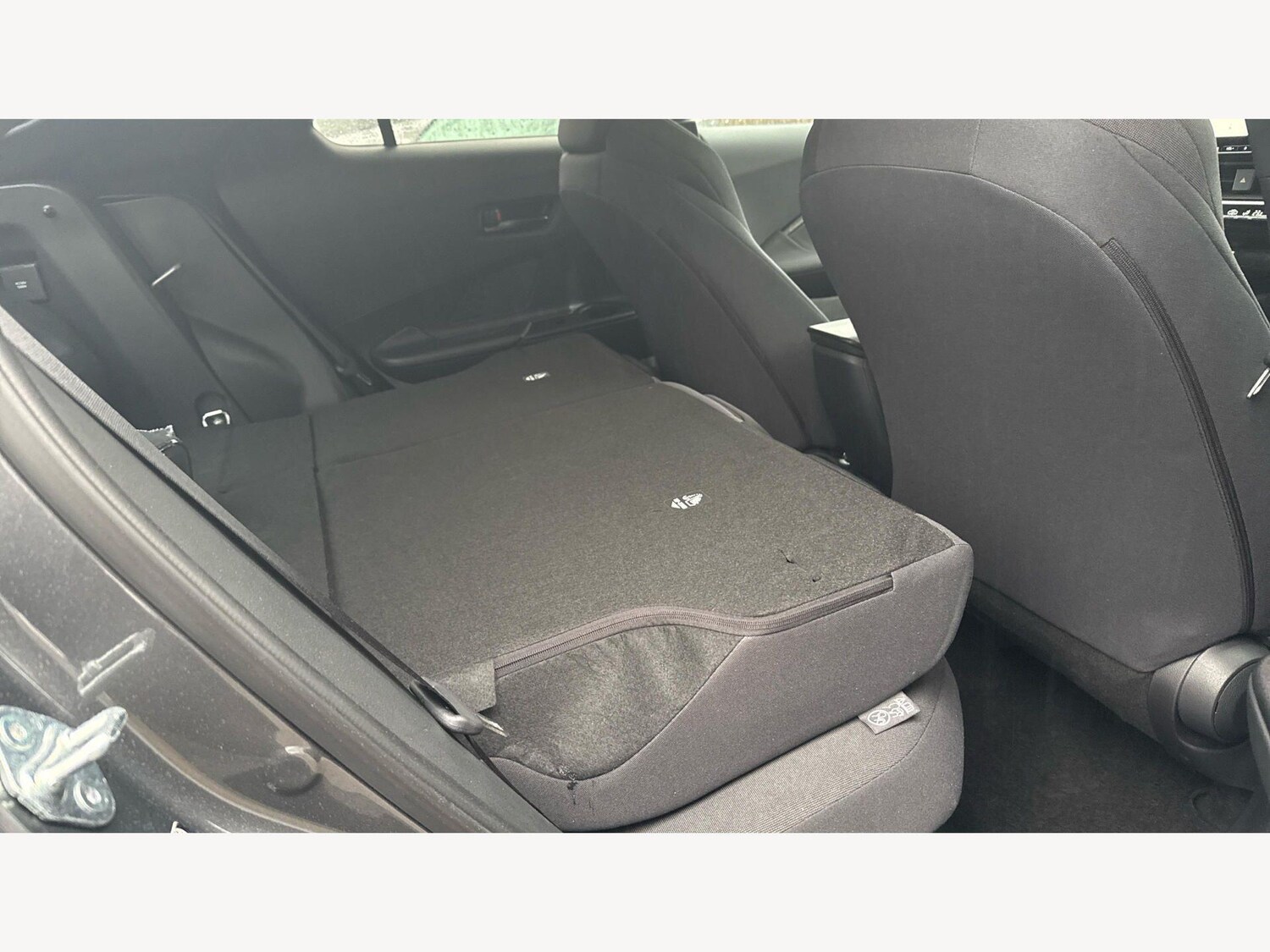 Used Toyota C-HR 2024 for sale - 78170835: Photo 53