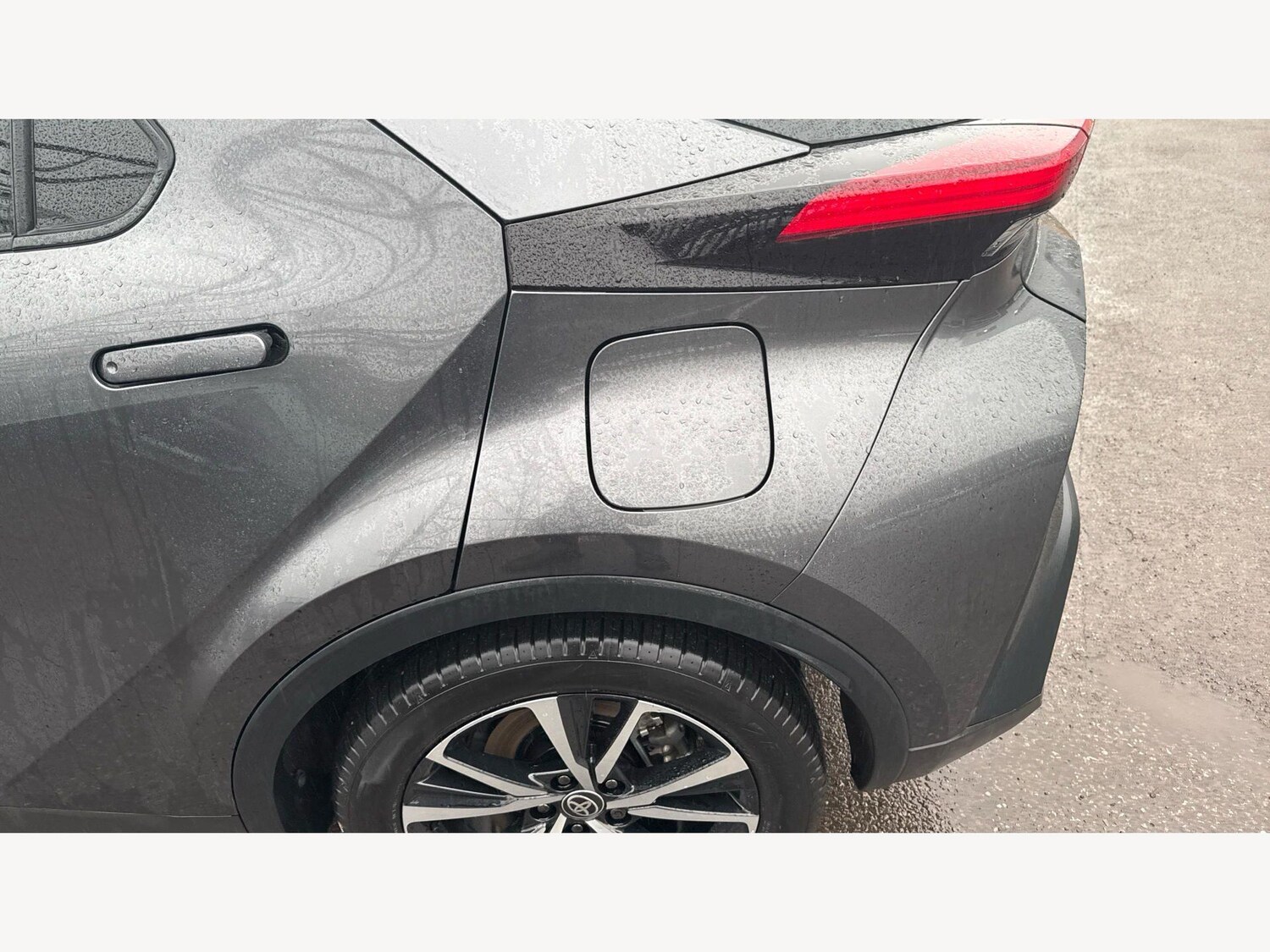 Used Toyota C-HR 2024 for sale - 78170835: Photo 54