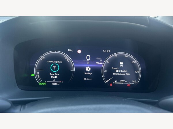 Used Toyota C-HR 2024 for sale - 76012937: Photo 11