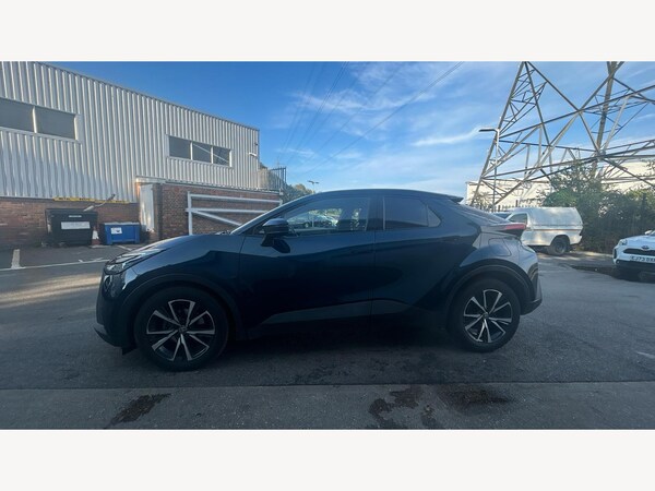 Used Toyota C-HR 2024 for sale - 76012937: Photo 19