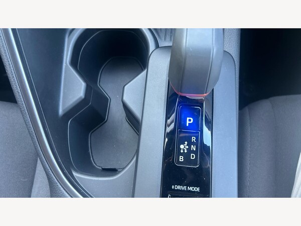 Used Toyota C-HR 2024 for sale - 76012937: Photo 24